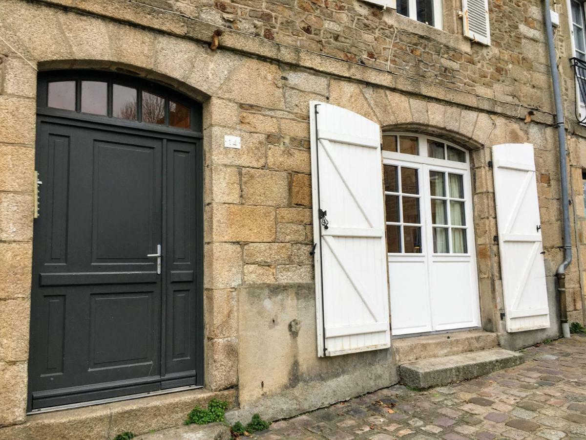 Gate House Lodge Dinan Exterior foto